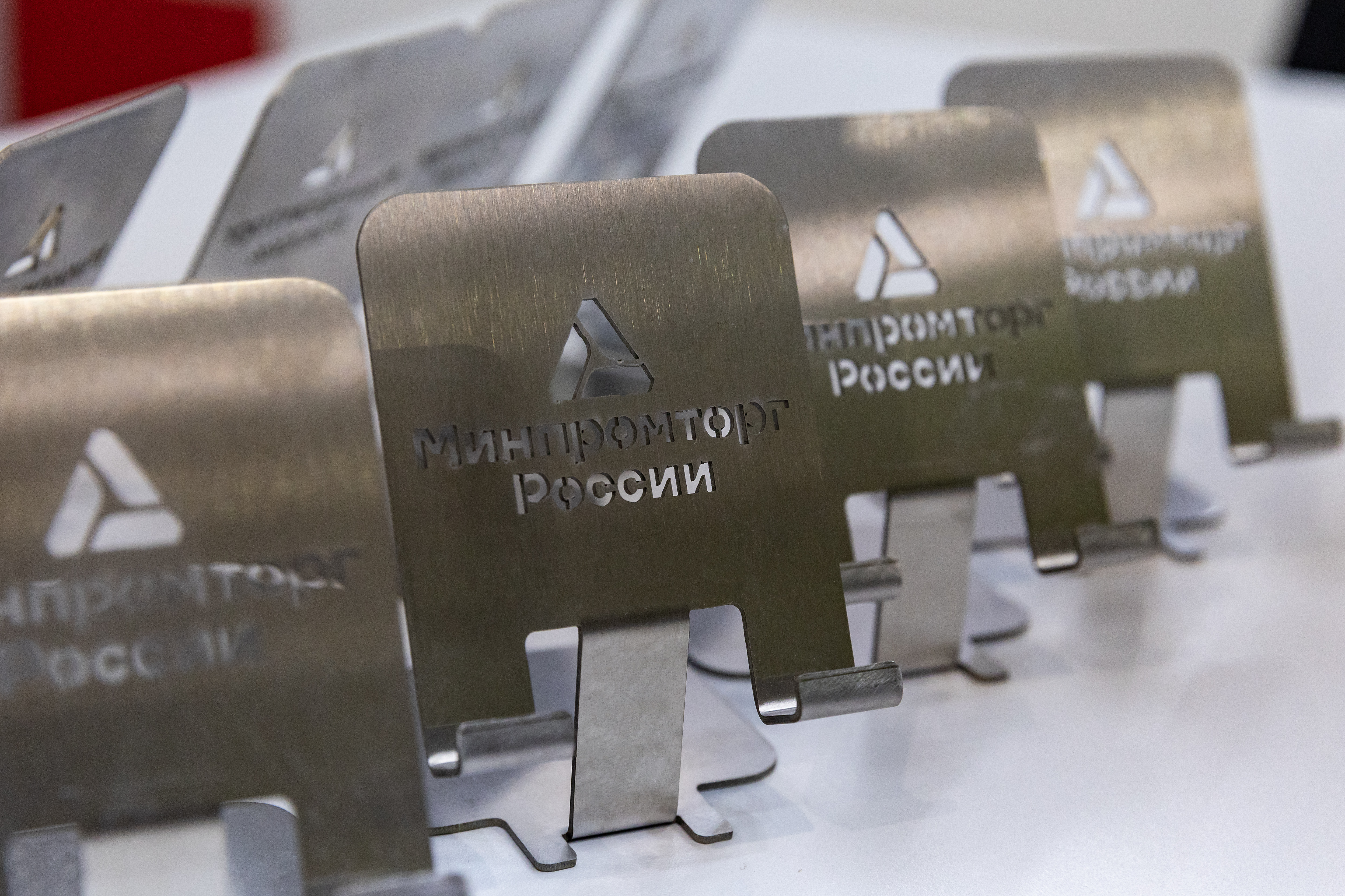 Взята высота. Создаем рабочие места