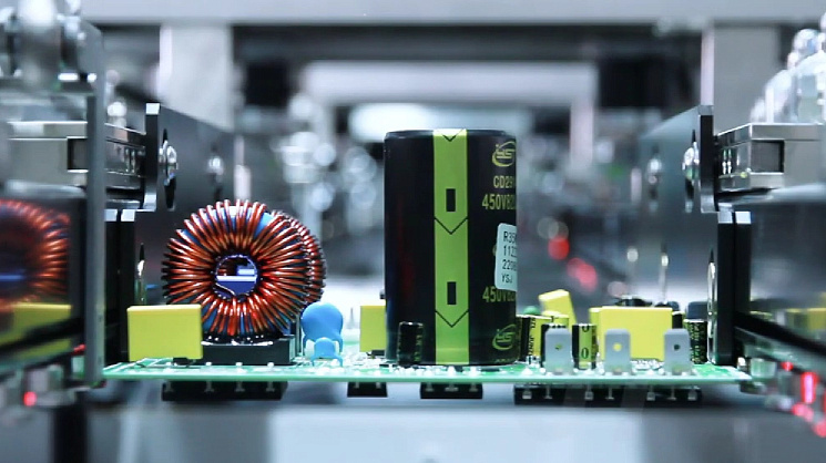 Линия для выводного монтажа компонентов