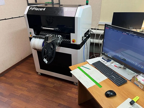 Автоматический установщик SMD-компонентов PiPlacer4 Y