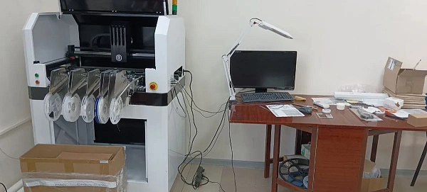 Автоматический установщик SMD-компонентов PiPlacer4 Y