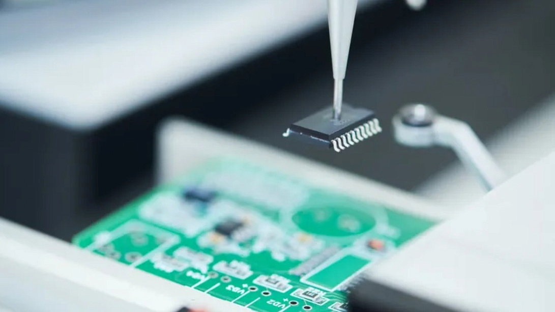 Комплект оборудования для разработки изделий и опытного производства электроники